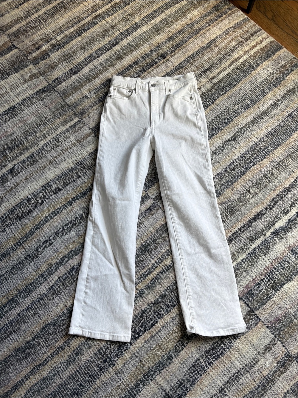 AYR The Pop White Straight-Leg Jeans, 25S